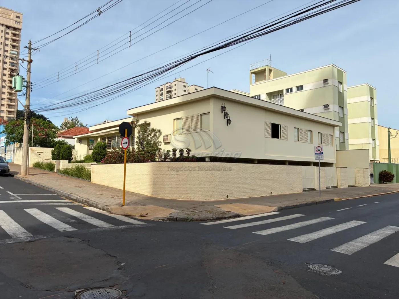 Casas / Padrão em Jaboticabal - foto 0