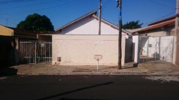 Alugar Casas / Padrão em Jaboticabal. apenas R$ 320.000,00