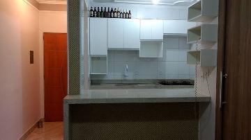 Alugar Apartamentos / Padrão em Jaboticabal. apenas R$ 462,00