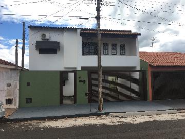 Alugar Casas / Sobrado em Jaboticabal. apenas R$ 420.000,00