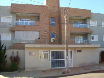 Alugar Apartamentos / Padrão em Jaboticabal. apenas R$ 1.650,00