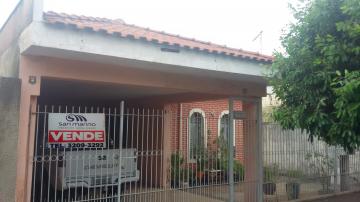 Alugar Casas / Padrão em Jaboticabal. apenas R$ 220.000,00
