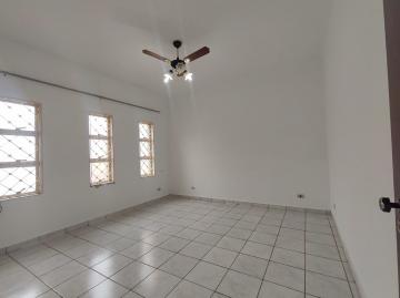 Alugar Casas / Padrão em Jaboticabal. apenas R$ 450.000,00