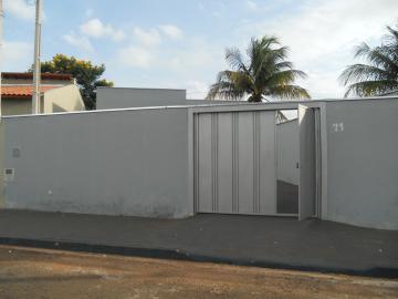 Alugar Casas / Padrão em Jaboticabal. apenas R$ 220.000,00