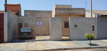 Alugar Casas / Padrão em Jaboticabal. apenas R$ 230.000,00