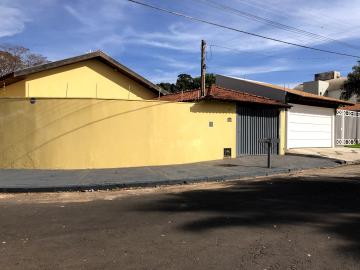 Casas / Padrão em Jaboticabal - foto 2