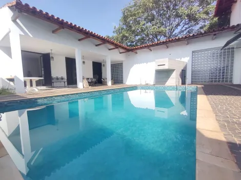 Alugar Casas / Padrão em Jaboticabal. apenas R$ 2.800.000,00