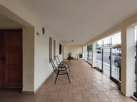 Alugar Casas / Padrão em Jaboticabal. apenas R$ 280.000,00