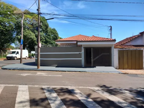 Casas / Padrão em Jaboticabal - foto 1