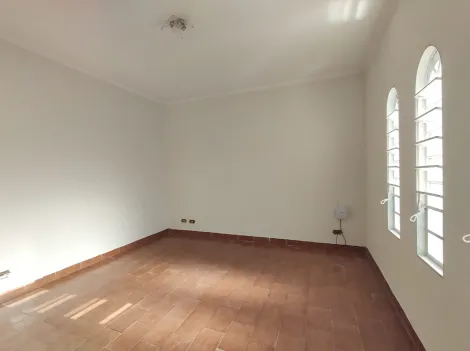 Alugar Casas / Padrão em Jaboticabal. apenas R$ 300.000,00