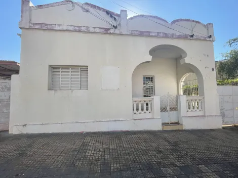 Alugar Casas / Padrão em Jaboticabal. apenas R$ 350.000,00