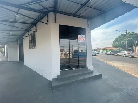 Alugar Comerciais / Salão em Jaboticabal. apenas R$ 2.200,00