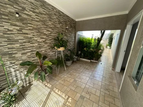 Casas / Padrão em Jaboticabal - foto 1