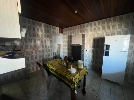 Alugar Casas / Padrão em Jaboticabal. apenas R$ 170.000,00