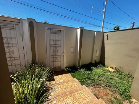 Casas / Padrão em Jaboticabal - foto 1